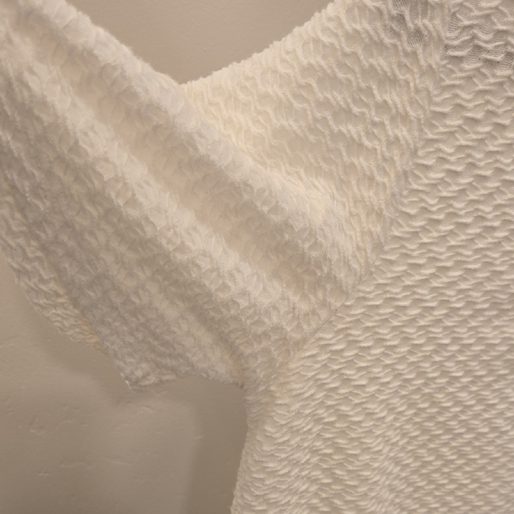 anthropologie white Textured Women's Top - Picture 5 of 8
